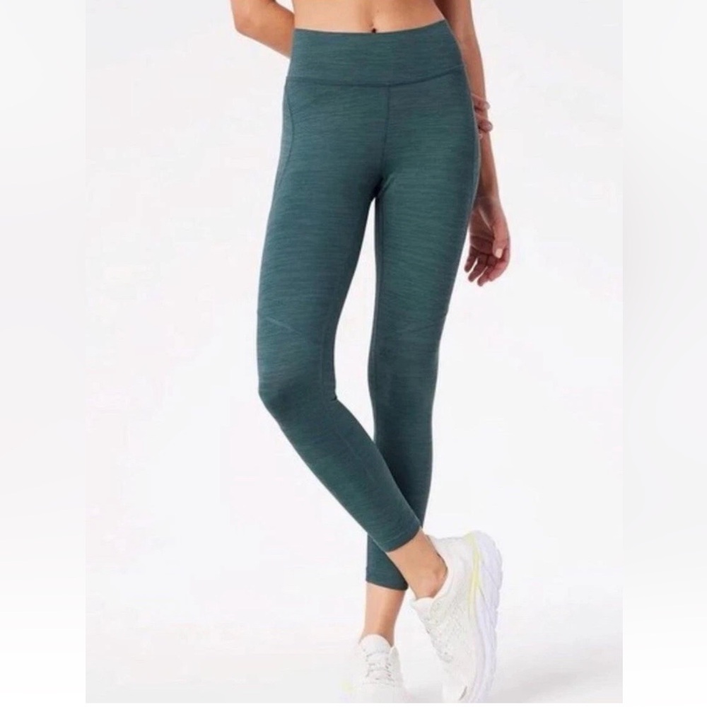 Outdoor Voices TechSweat Core 3/4 Cropped Legging Evergreen Size Medium